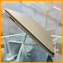 HP 14s Ryzen 5 3500u 8GB RAM 512GB SSD 2.6GHz AMD Radeon GRAPHICS 14"