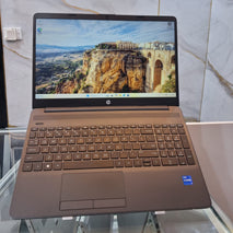 HP 250 G9 15.6 Inch Notebook PC 12th Gen  Intel Core i5 16GB RAM 512GB SSD Laptop