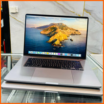 Apple MacBook Pro A2141 16″ Core i9, 32GB RAM , 1TB SSD , Radeon Pro 5500M 8GB Graphics.