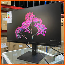 HP P24q G4 23.8″ QHD IPS Monitor , 2560×1440 , 60Hz Height Adjustable.