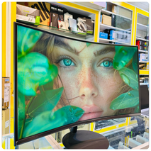 Samsung S39C 32-inch FHD(1080p) with HD Built-in Speakers Curved Display LED Backlight Monitor