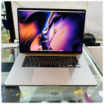 Macbook Pro (2019) A2141 Touch Bar Laptop 16-Inch Display, 2.6 GHz 6-Core Intel Core i7 16GB RAM 512GB SSD 4GB Radeon Graphics